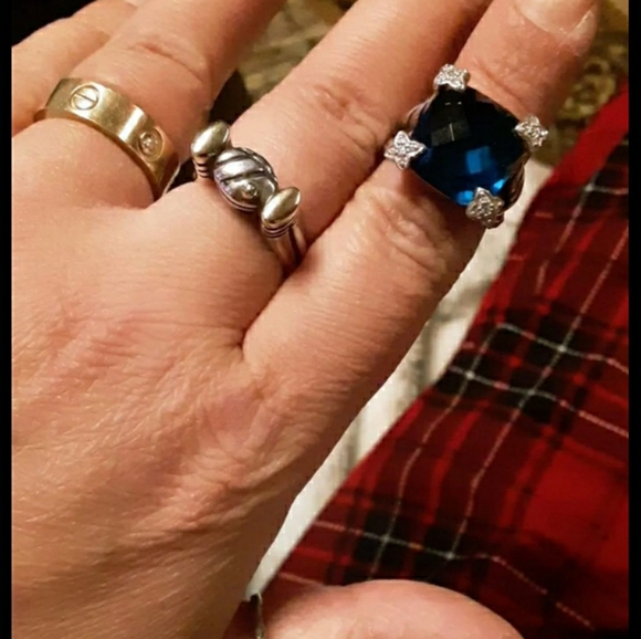 David Yurman cushion ring.FIRM - Picture 2 of 5